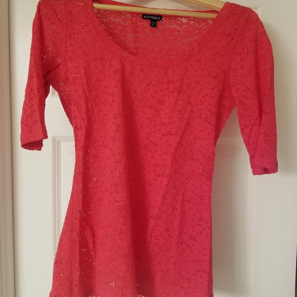 EXPRESS M 3/4 length scoop neck shirt with flower pattern - Picture 1 of 2